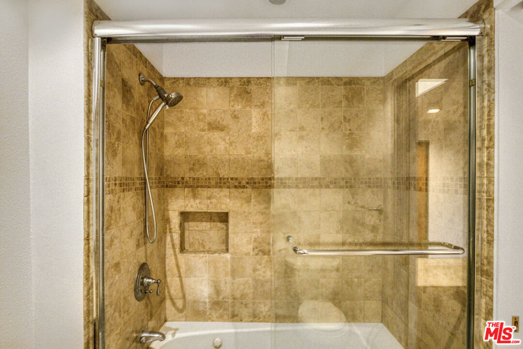 MLS #25626081 image #15