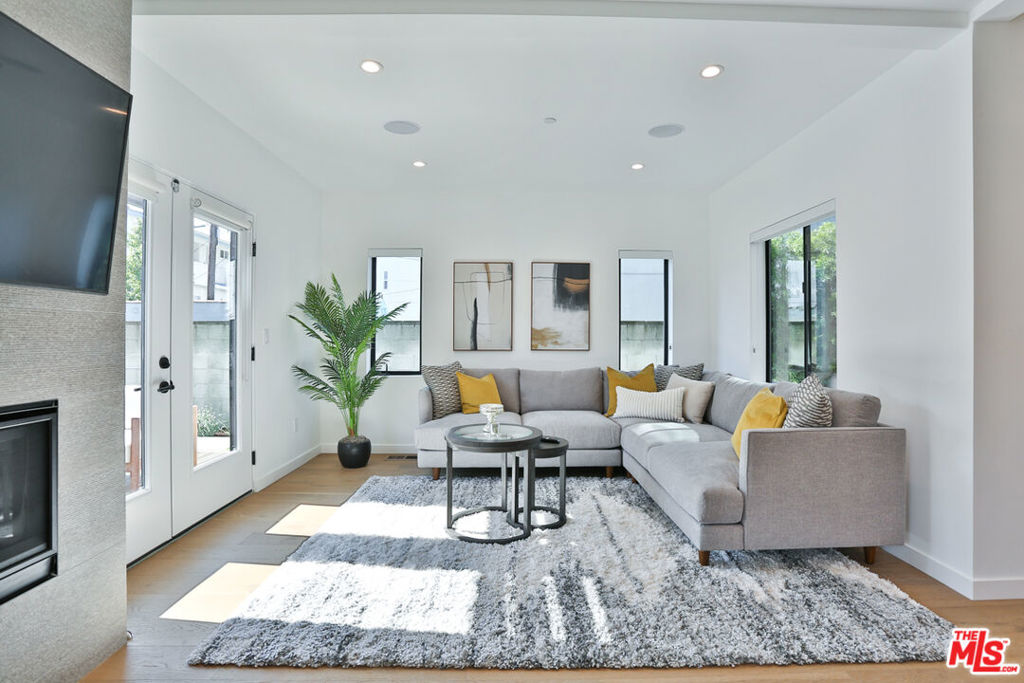 MLS #25626377 image #16