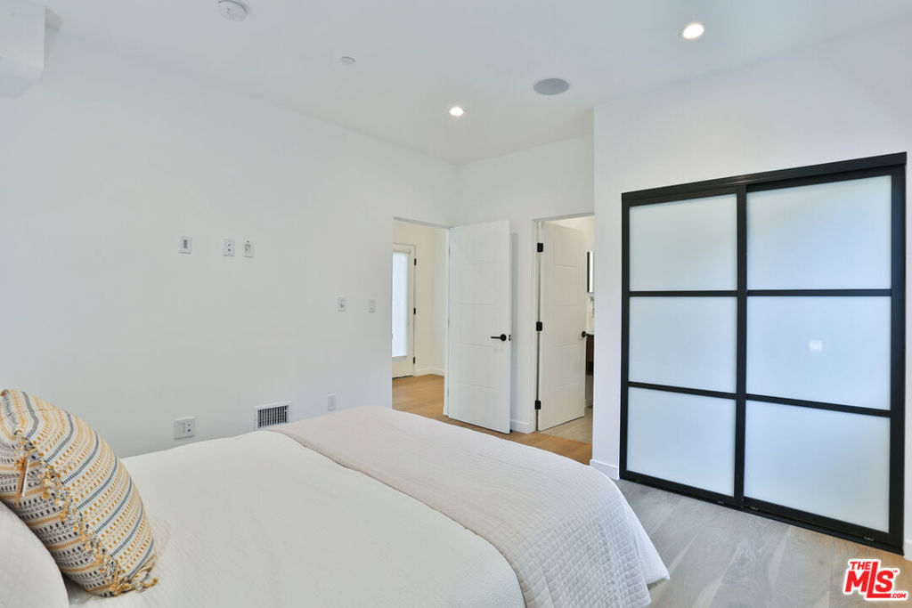 MLS #25626377 image #19