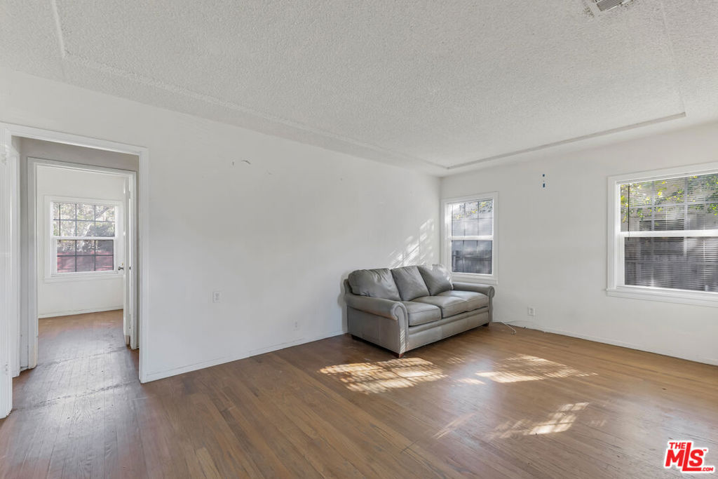 MLS #25626767 image #4