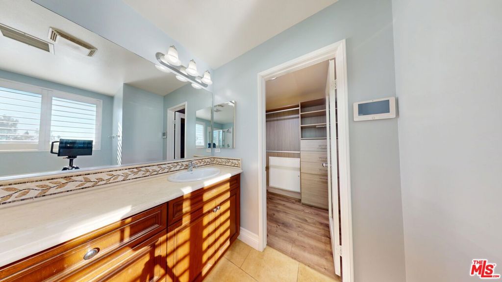 MLS #25626903 image #29