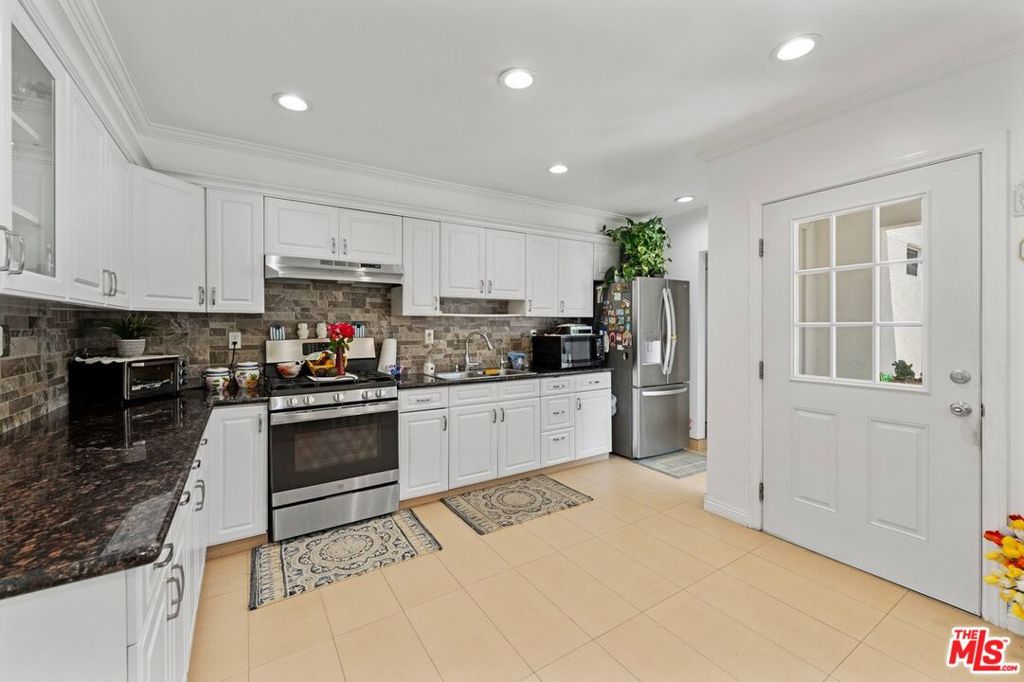 MLS #25626959 image #1