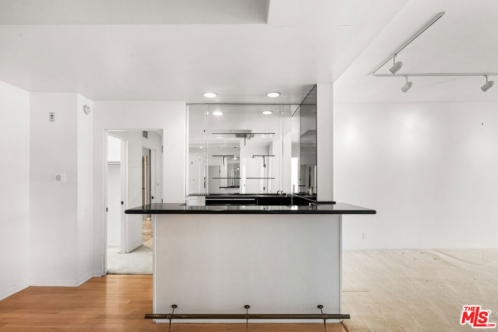 MLS #25626969 image #2