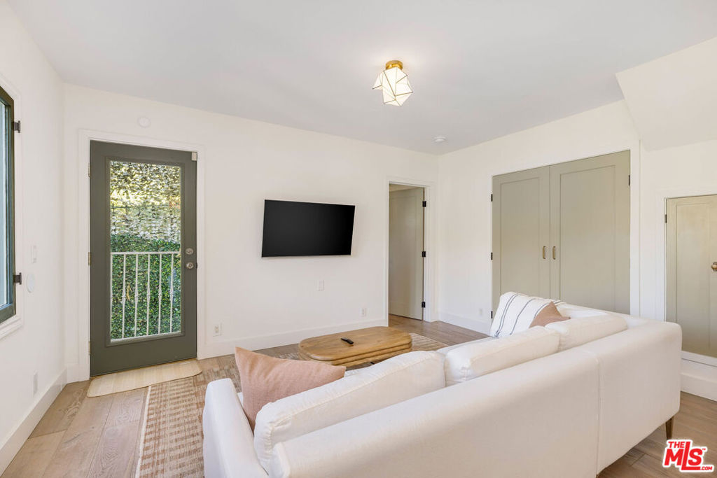 MLS #25627089 image #15