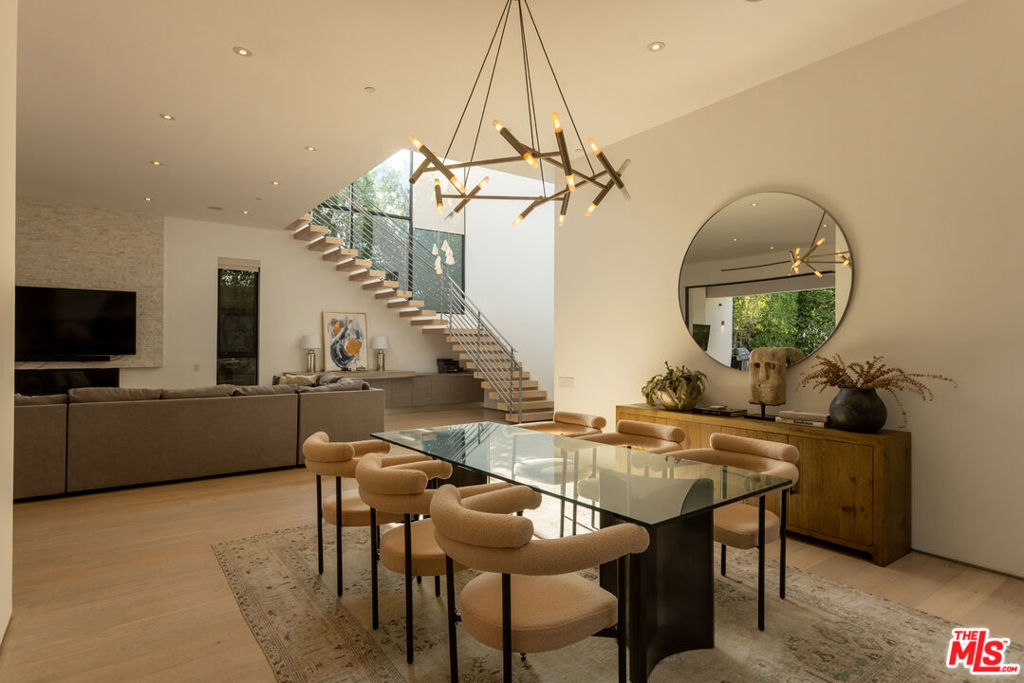 MLS #25628757 image #13