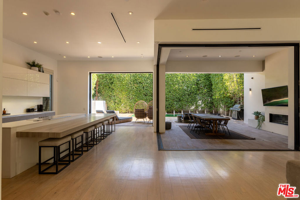 MLS #25628757 image #16