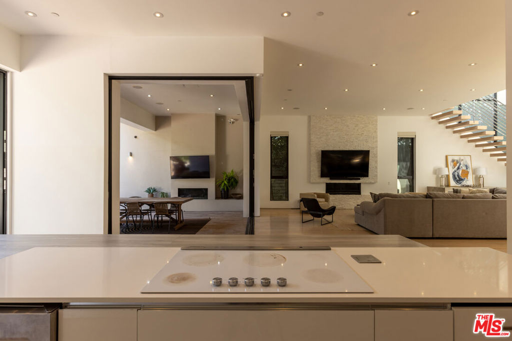 MLS #25628757 image #18