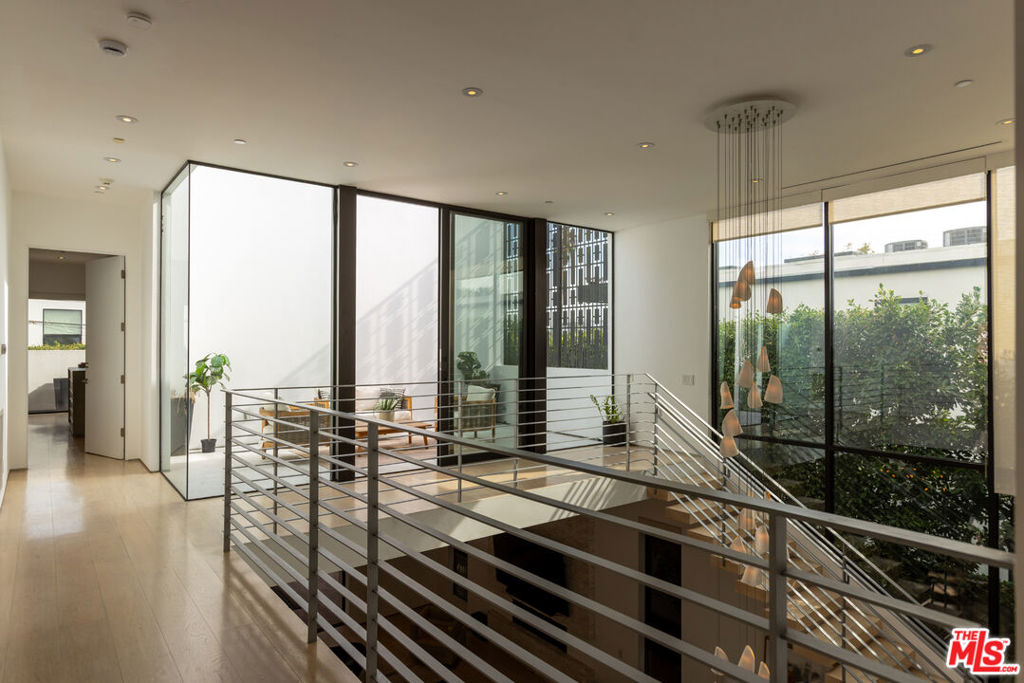 MLS #25628757 image #21