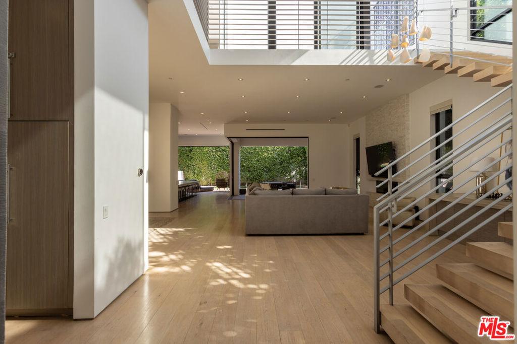 MLS #25628757 image #3