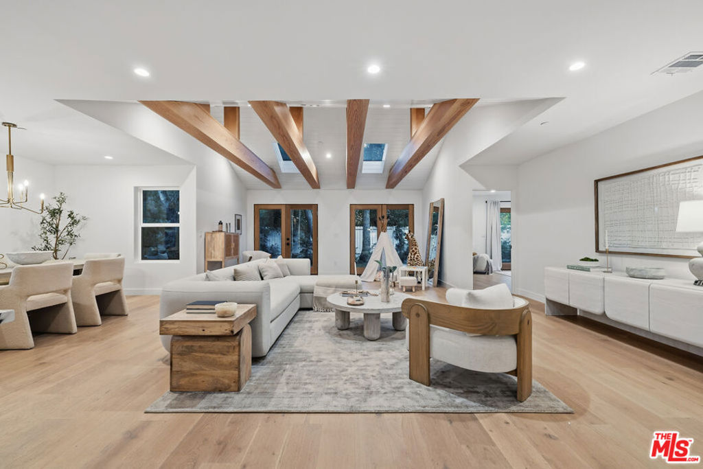 MLS #25628865 image #16