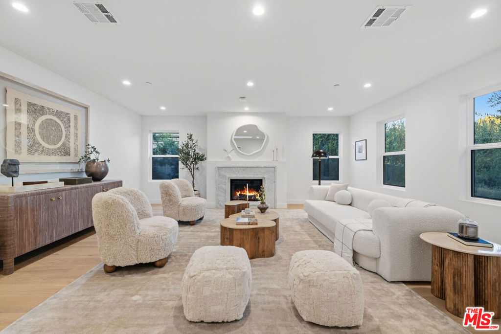 MLS #25628865 image #3