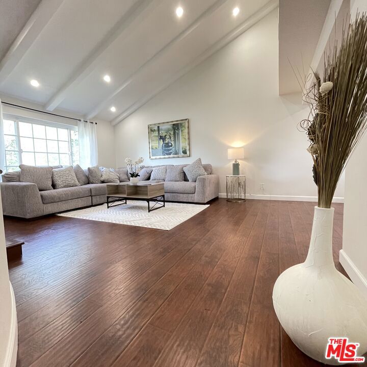 MLS #25629233 image #10