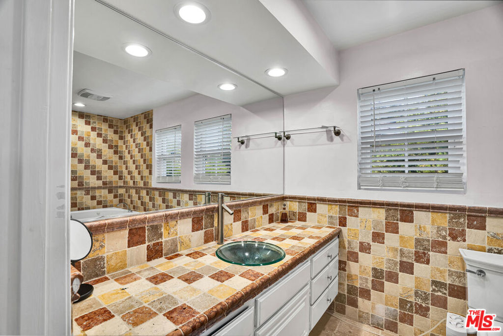 MLS #25629233 image #53