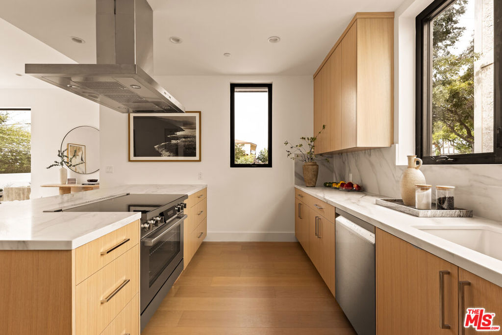 MLS #25629357 image #3