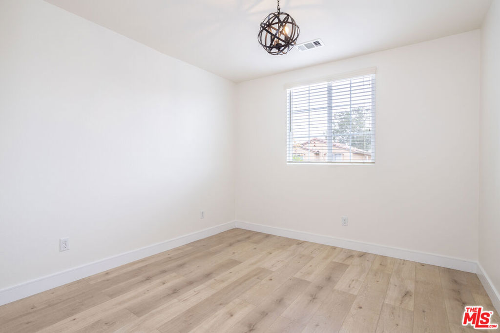 MLS #25629555 image #11