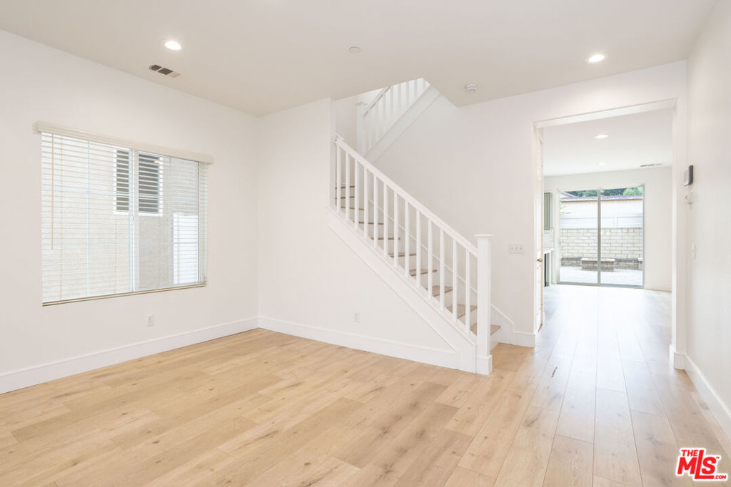 MLS #25629555 image #3