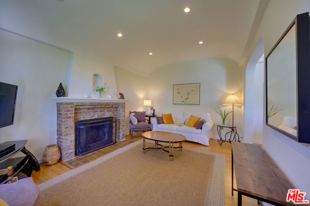 MLS #25630239 image #9