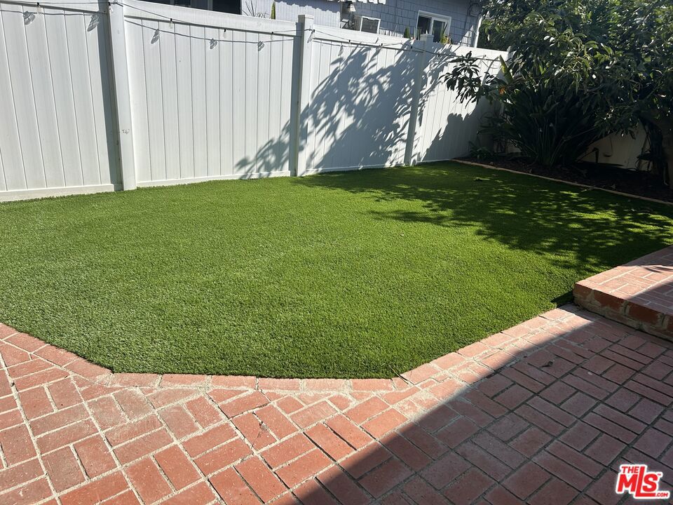 MLS #25630643 image #1