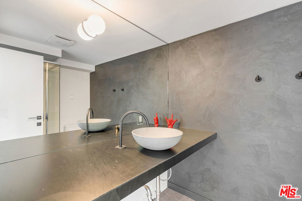 MLS #25630645 image #3