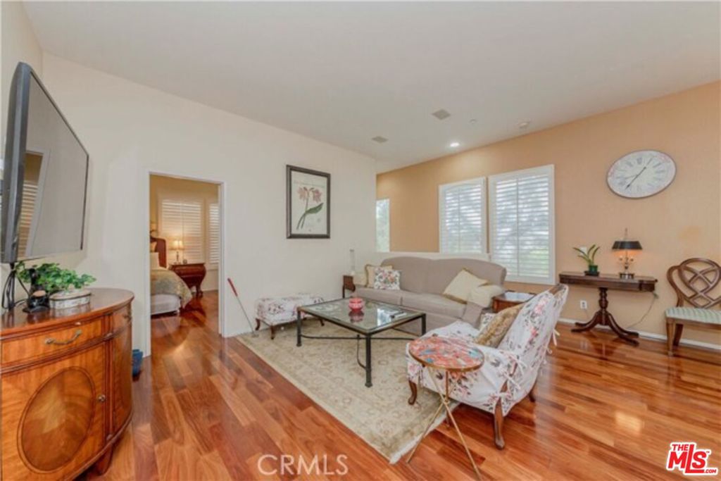 MLS #25630659 image #2