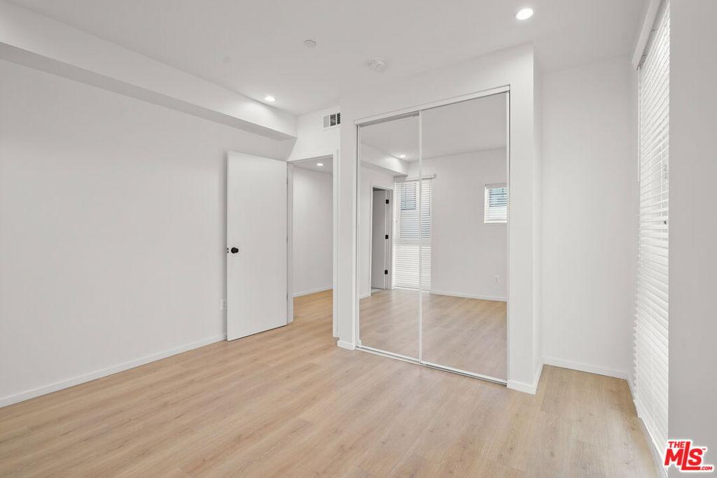 MLS #25630687 image #16