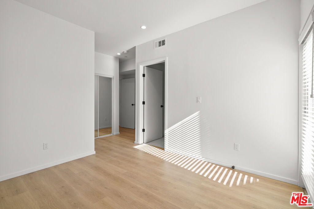 MLS #25630687 image #20