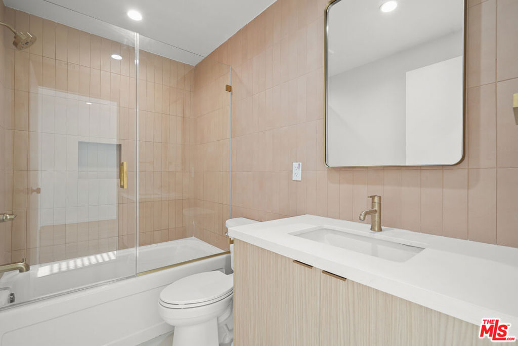 MLS #25630687 image #21