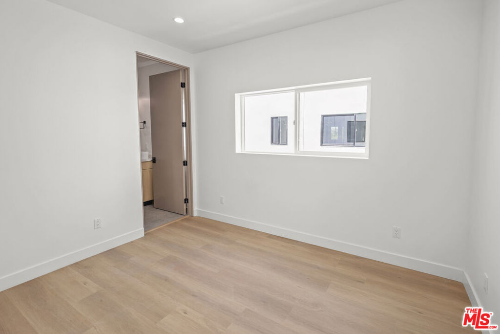 MLS #25630691 image #17