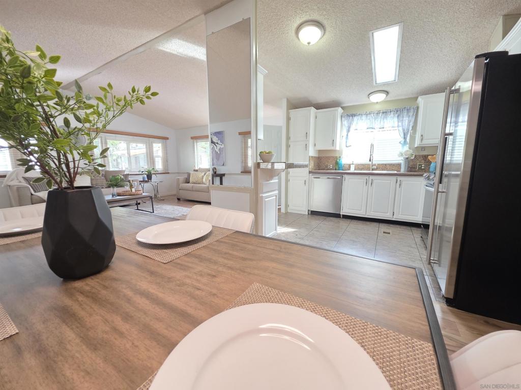 MLS #2600101SD image #10