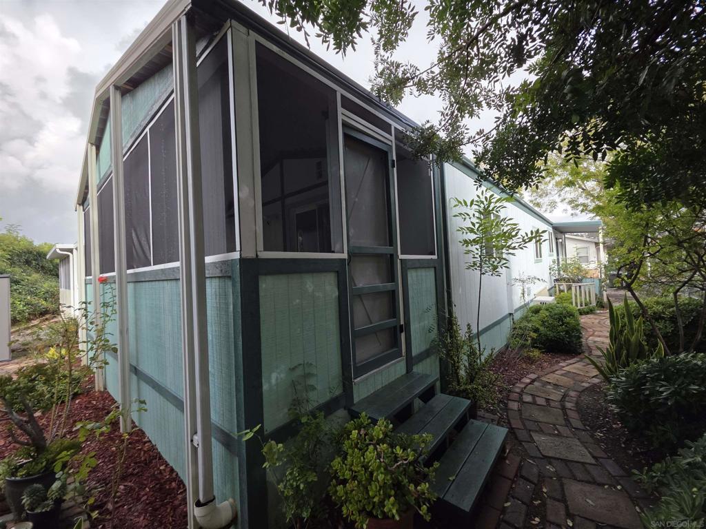 MLS #2600101SD image #39