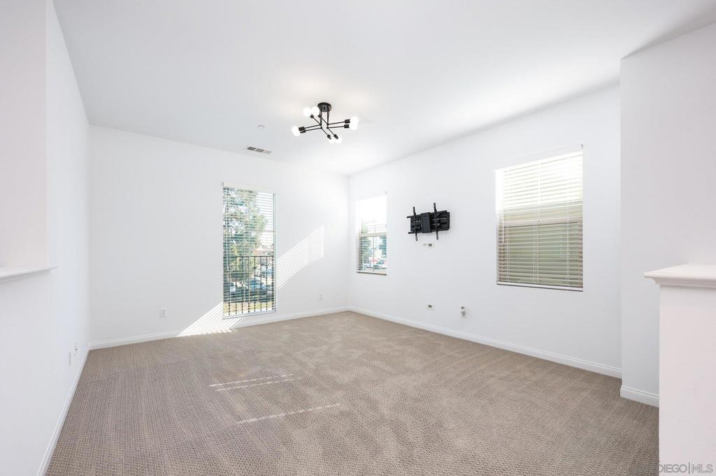 MLS #2601185SD image #21