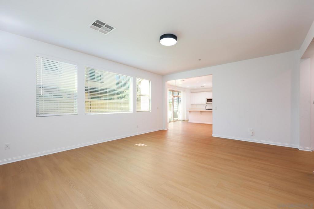 MLS #2601185SD image #7