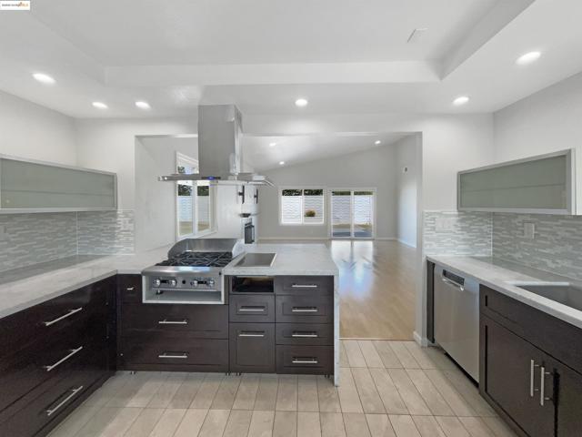 MLS #41093517 image #15