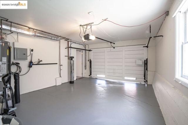 MLS #41100047 image #18