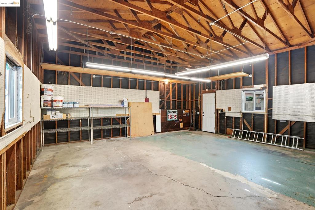 MLS #41101398 image #32