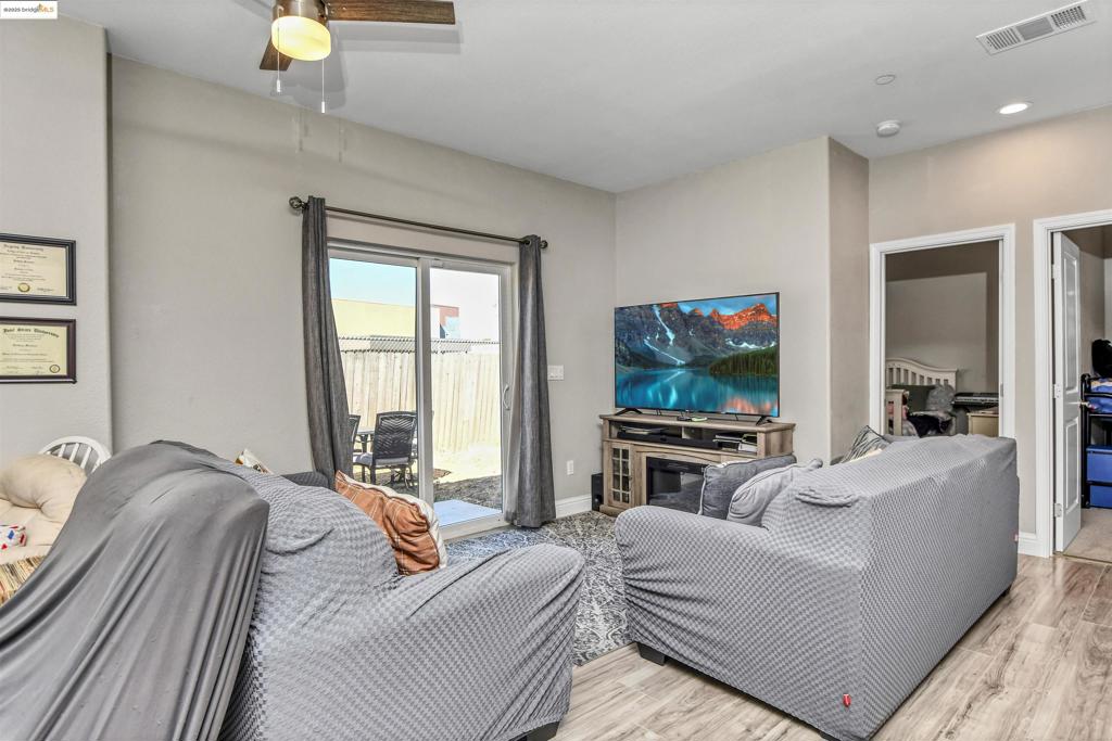 MLS #41102413 image #12