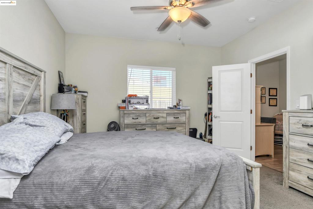 MLS #41102413 image #15