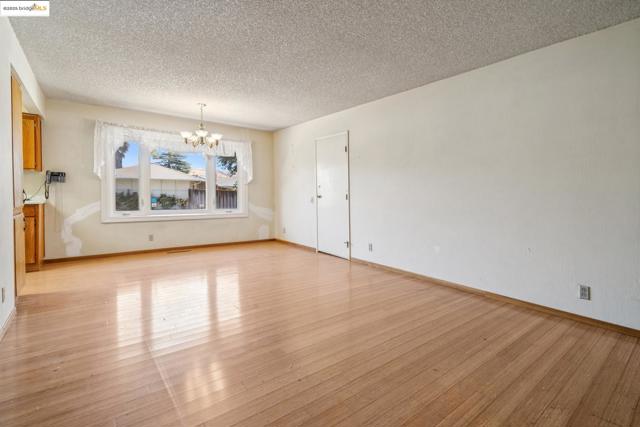 MLS #41103439 image #25