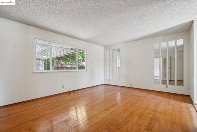 MLS #41103439 image #6