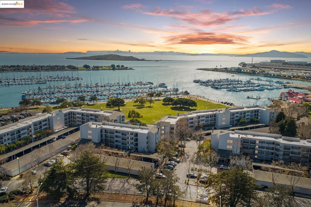 MLS #41104203 image #0