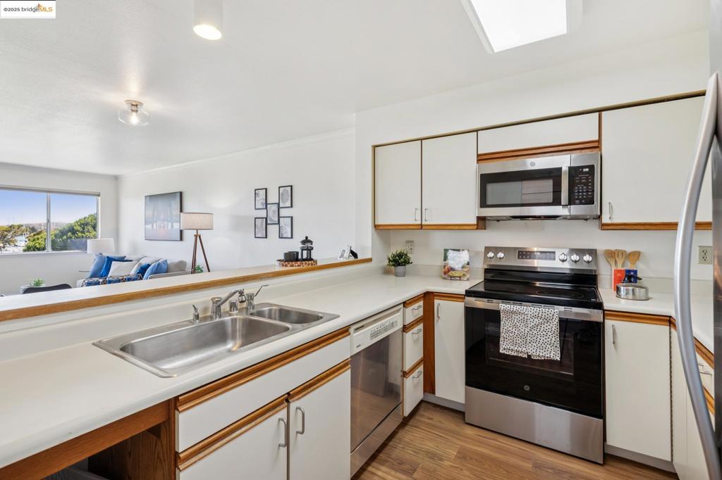 MLS #41104203 image #14