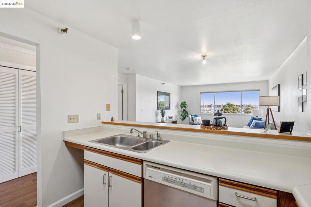 MLS #41104203 image #15