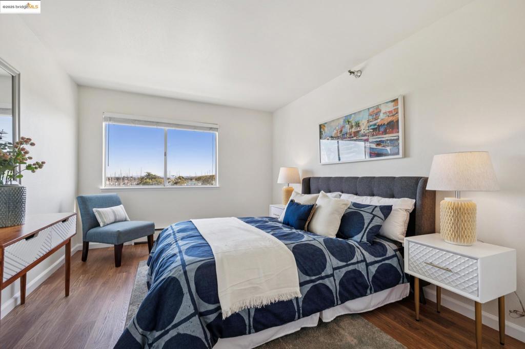 MLS #41104203 image #16