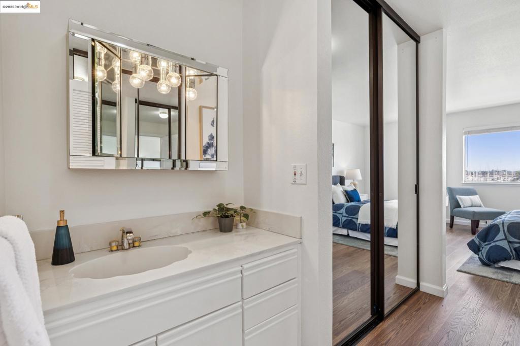 MLS #41104203 image #21