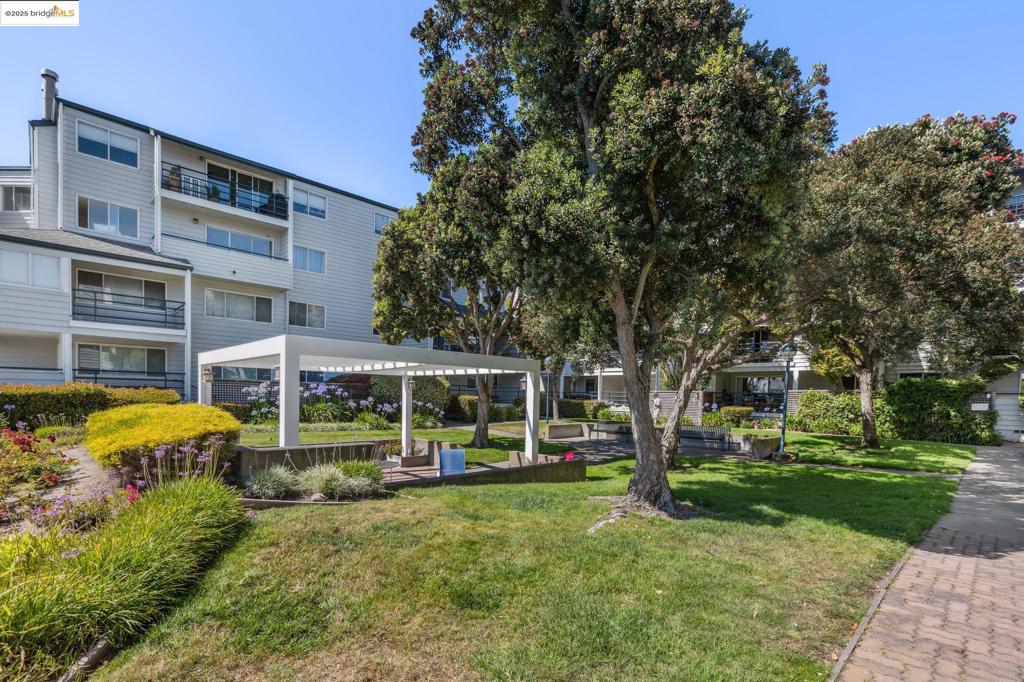 MLS #41104203 image #26