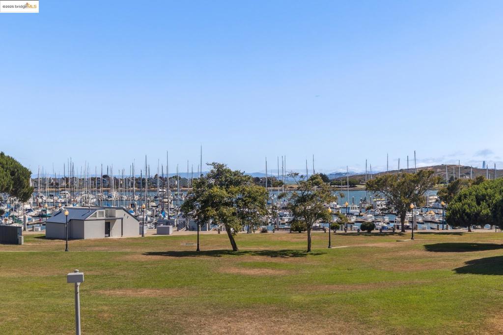 MLS #41104203 image #31