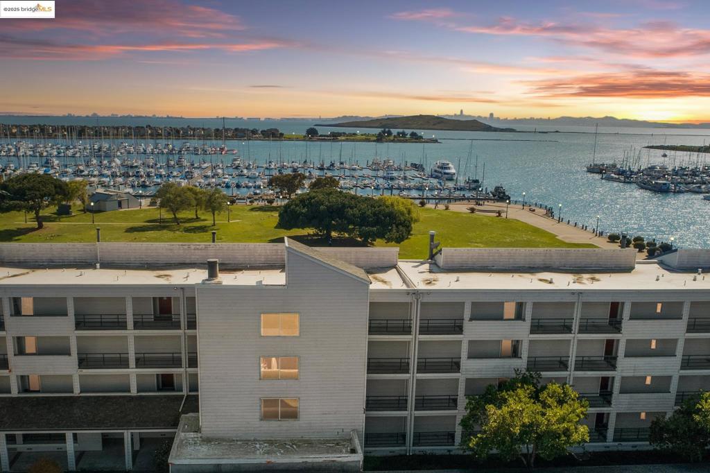 MLS #41104203 image #34