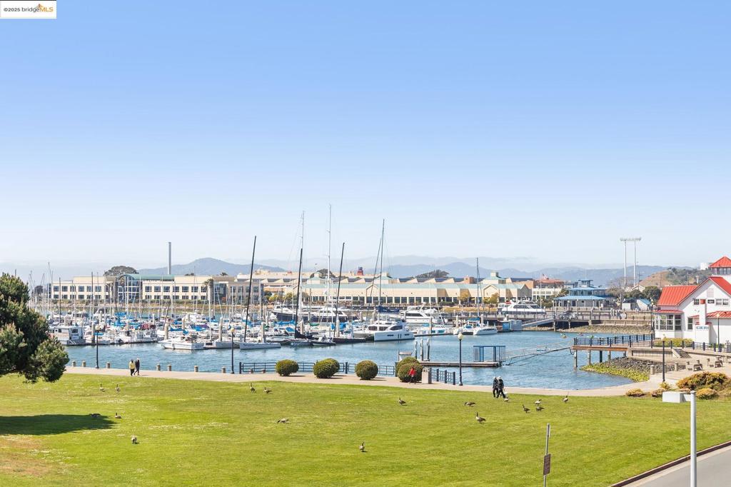 MLS #41104203 image #40