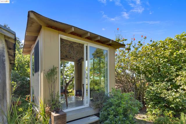 MLS #41109122 image #33