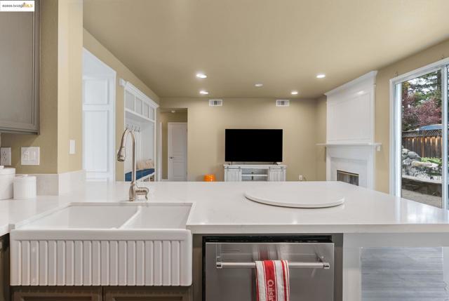 MLS #41109415 image #18